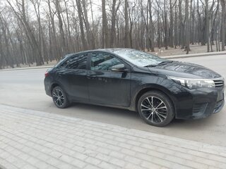 2013 Toyota Corolla XI (E160, E170, E180), чёрный, 1450000 рублей, вид 4