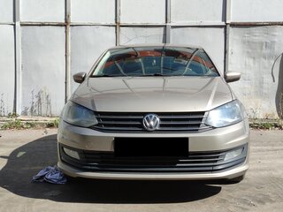 2016 Volkswagen Polo V Рестайлинг, бежевый, 995000 рублей, вид 4