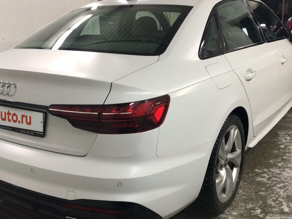 2020 Audi A4 40 TFSI V (B9) Рестайлинг, белый, 2830000 рублей - вид 6
