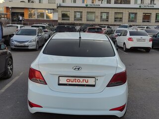 2016 Hyundai Solaris I Рестайлинг, белый, 815000 рублей, вид 4