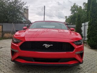 2022 Ford Mustang VI Рестайлинг, красный, 3650000 рублей, вид 4