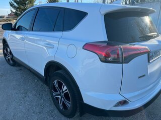 2016 Toyota RAV4 IV (XA40) Рестайлинг, белый, 2355000 рублей, вид 5