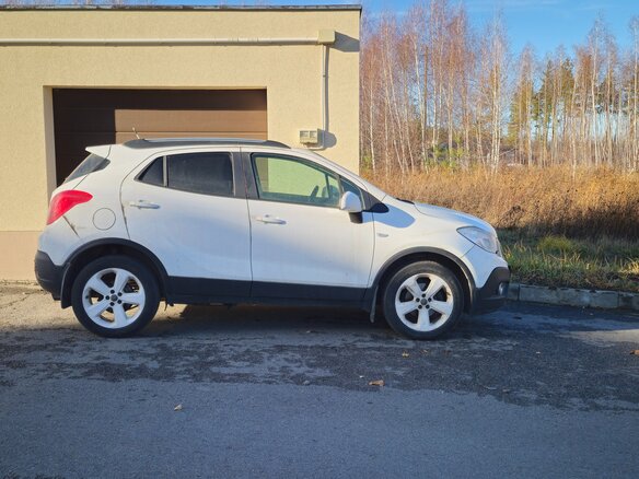 2014 Opel Mokka I, белый, 900000 рублей - вид 1