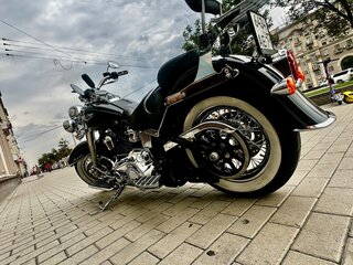 2013 Harley-Davidson Softail Deluxe, чёрный, 1801000 рублей, вид 4