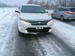 2019 Toyota Harrier III (XU60) Рестайлинг, белый, 3350000 рублей, вид 5
