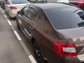 2014 Skoda Octavia III (A7), коричневый, 1200000 рублей, вид 3
