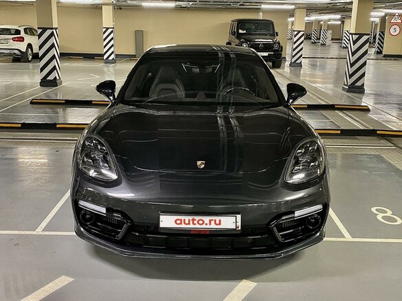 2017 Porsche Panamera Turbo Executive II, серый, 10800000 рублей - вид 5