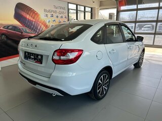 2026 Lada (ВАЗ) Granta I Рестайлинг, белый, 1244000 рублей, вид 3
