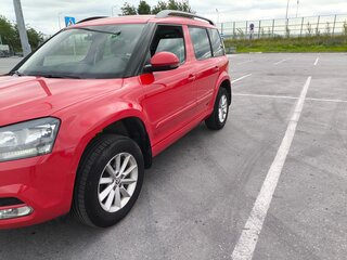 2014 Skoda Yeti I Рестайлинг, красный, 1200000 рублей, вид 4