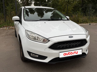 2017 Ford Focus III Рестайлинг, белый, 950000 рублей, вид 4