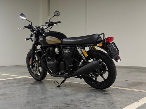 2026 Royal Enfield Interceptor, чёрный, 694000 рублей - вид 4