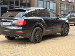 2016 Bentley Bentayga I, чёрный, 6490000 рублей, вид 4