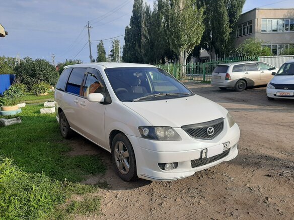 2003 Mazda MPV II (LW), белый, 810000 рублей