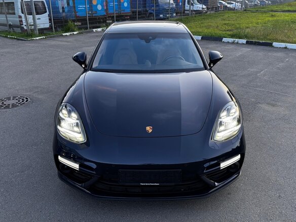 2018 Porsche Panamera Turbo S E-Hybrid Executive II, синий, 7999000 рублей