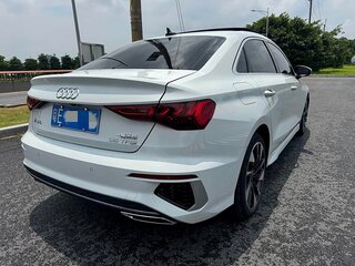 2023 Audi A3 35 TFSI Long IV (8Y), белый, 1890000 рублей, вид 3