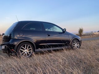 2006 Opel Corsa C Рестайлинг, чёрный, 600000 рублей, вид 3