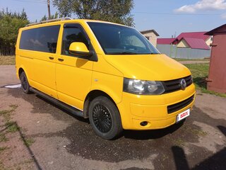 2010 Volkswagen Caravelle LWB Long T5 Рестайлинг, жёлтый, 1680000 рублей, вид 2