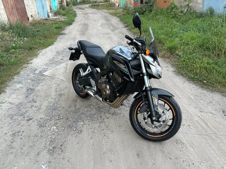 2017 Honda CB 650F, серый, 620000 рублей, вид 1