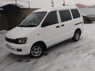 1998 Toyota Town Ace III, белый, 450000 рублей, вид 2