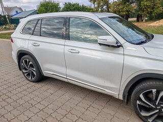 2023 Geely Monjaro (Xingyue L) I, белый, 2985000 рублей, вид 4