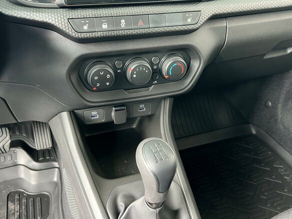 2026 Lada (ВАЗ) Iskra, серый - вид 8