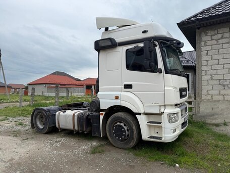 2015 КамАЗ 5490, белый, 1750000 рублей, вид 2