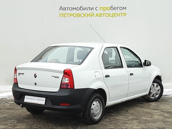 2014 Renault Logan I Рестайлинг, белый - вид 4