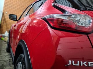 2017 Nissan Juke I Рестайлинг, красный, 1350000 рублей, вид 4