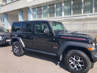 2019 Jeep Wrangler IV (JL), чёрный, 5600000 рублей, вид 2