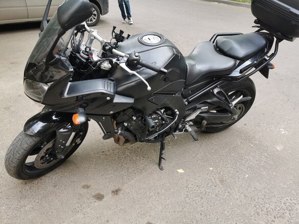 2011 Yamaha FZ1, чёрный, 750000 рублей - вид 3