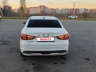 2024 Lada (ВАЗ) Vesta I Рестайлинг (NG), белый, 1285000 рублей, вид 3