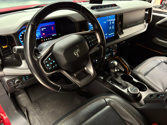 2021 Ford Bronco VI, красный, 7400000 рублей - вид 12