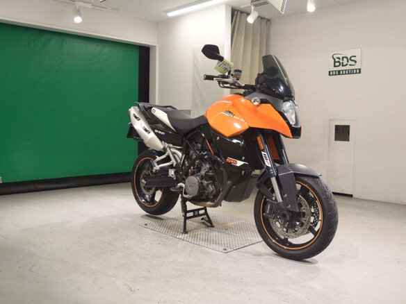 2012 KTM 950 SM, оранжевый, 700000 рублей - вид 2