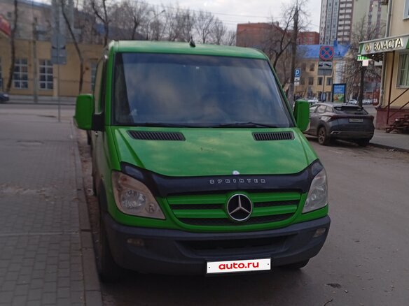 2009 Mercedes-Benz Sprinter, зелёный, 1850000 рублей - вид 2