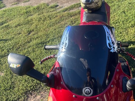 1998 Kawasaki ZZR 400, красный, 200000 рублей, вид 1