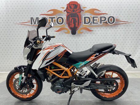 2015 KTM 390 Duke, белый, 349000 рублей, вид 2