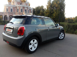 2017 Mini Hatch Cooper III (F55/F56), серый, 1165000 рублей, вид 3