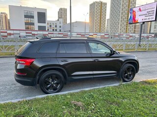 2017 Skoda Kodiaq I, коричневый, 2590000 рублей, вид 3