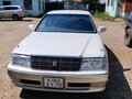 1998 Toyota Crown X (S150), белый, 600000 рублей