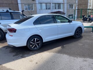 2021 Volkswagen Polo VI, белый, 2000000 рублей, вид 4