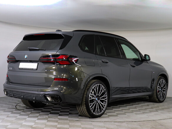 2026 BMW X5 40i IV (G05/G18) Рестайлинг, серый, 16640000 рублей - вид 2