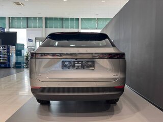 2026 Omoda C7, серебристый, 3499000 рублей, вид 5