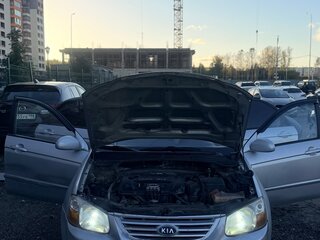 2006 Kia Cerato I Рестайлинг, серебристый, 182000 рублей, вид 5