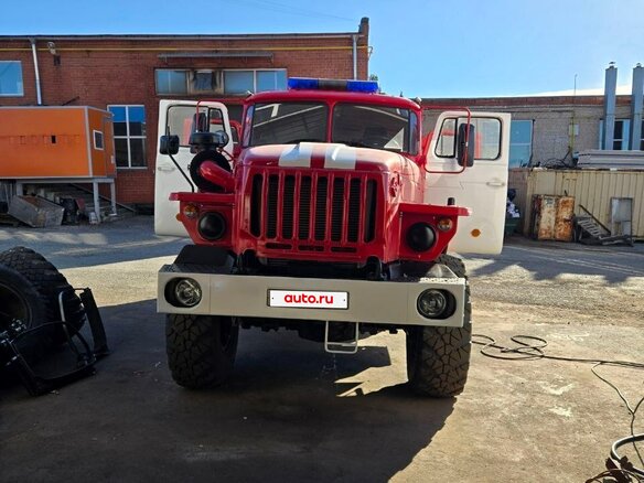 2015 Урал 5557, красный, 6950000 рублей - вид 15