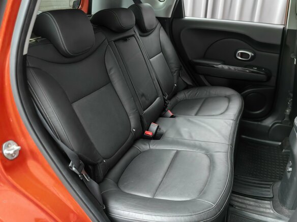 2017 Kia Soul II Рестайлинг, оранжевый, 1225000 рублей - вид 8