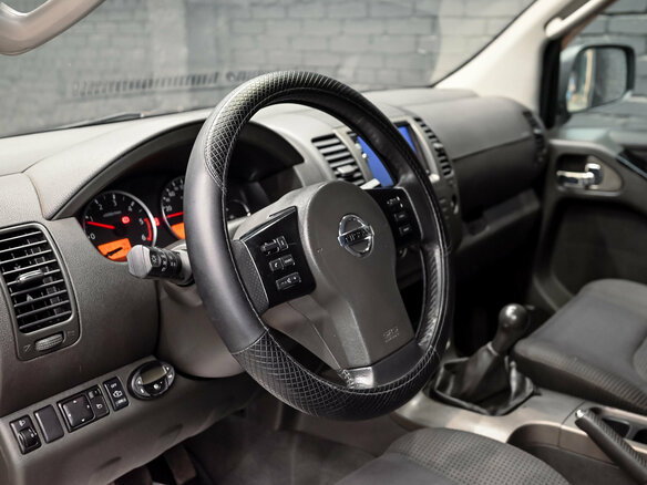 2008 Nissan Pathfinder III, серый, 950000 рублей - вид 17