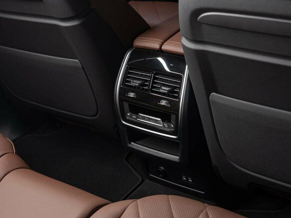 2026 BMW X7 40d I (G07) Рестайлинг, серый, 18490000 рублей - вид 24