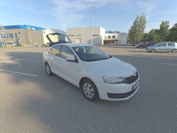 2016 Skoda Rapid I, белый, 970000 рублей - вид 9