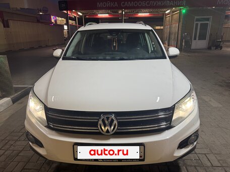 2013 Volkswagen Tiguan I Рестайлинг, белый, 1650000 рублей, вид 3