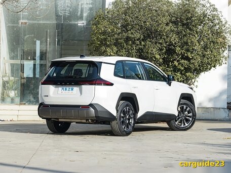 2026 Toyota RAV4 VI (XA60), белый, 4050000 рублей, вид 4